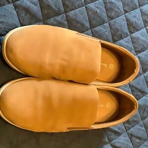 Brown Suede Slip-On Loafers with Elastic Opening